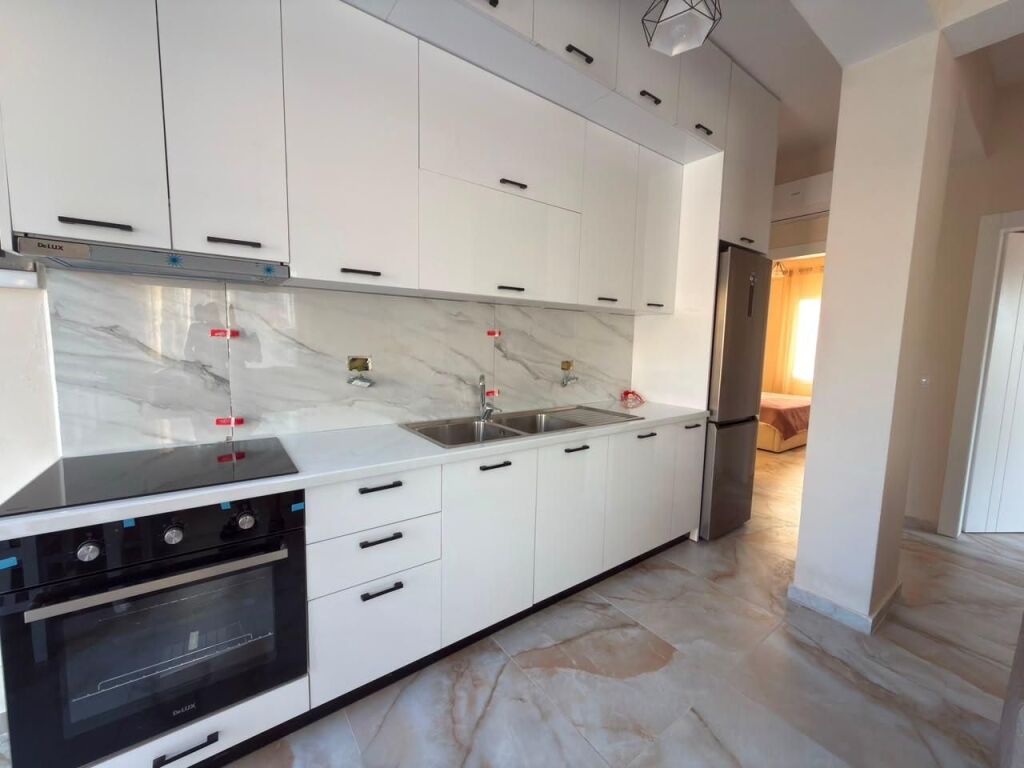 APPARTAMENTO 2+1 IN AFFITTO – CAMPO DELL'AVIAZIONE, VLORË