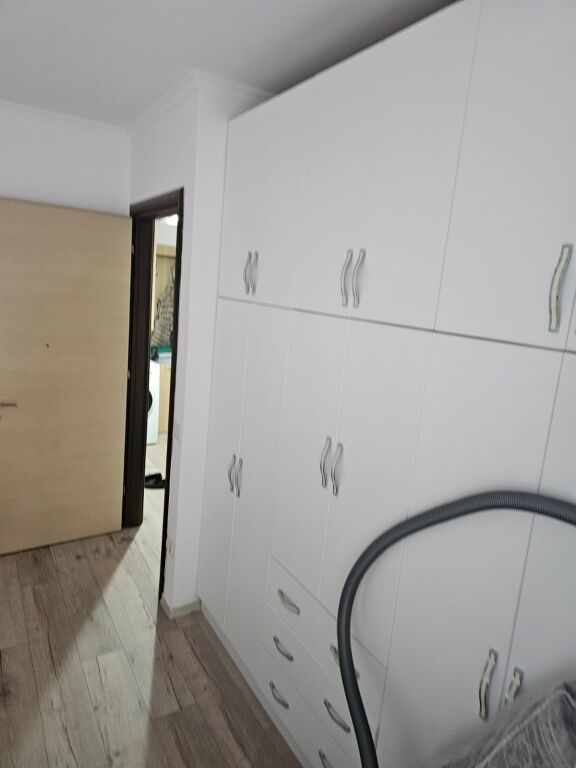 Jepet Apartament 2+1 me qera Tek Kompleks Kontakt, 21 Dhjetori   ID 5272