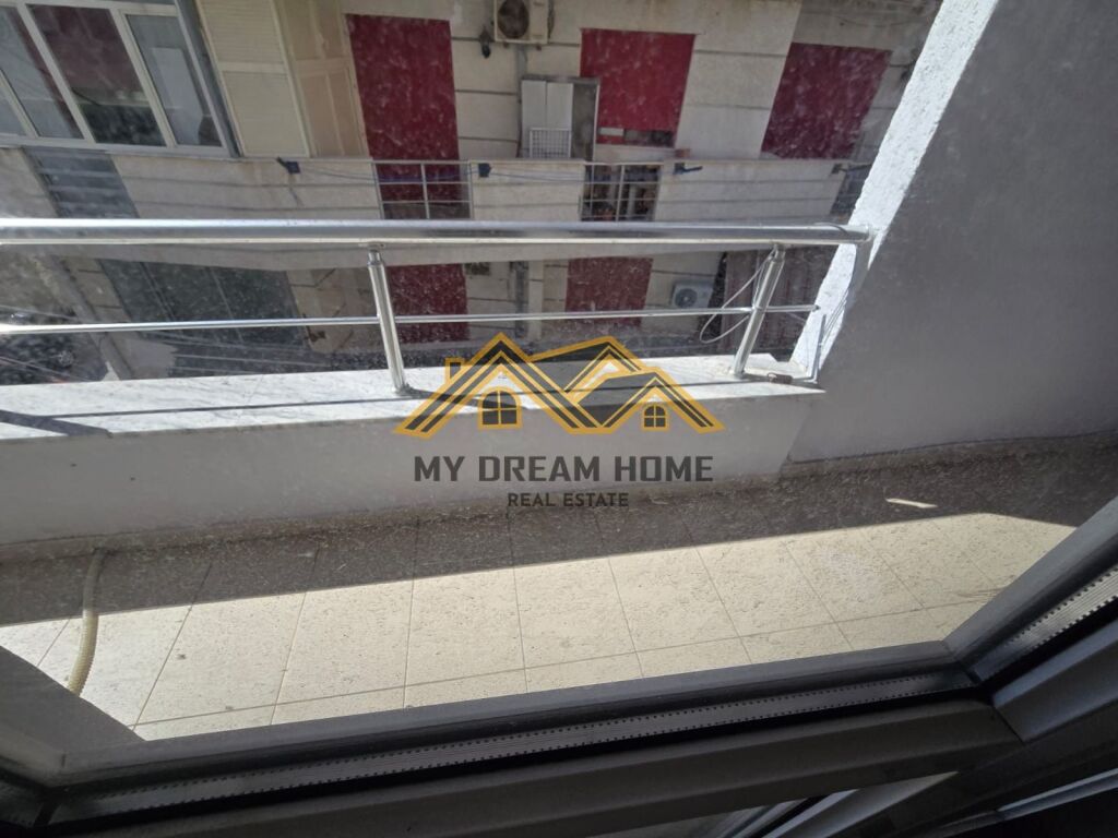 JEPET ME QIRA APARTAMENT 1+1 TEK GJYKATA DURRES!