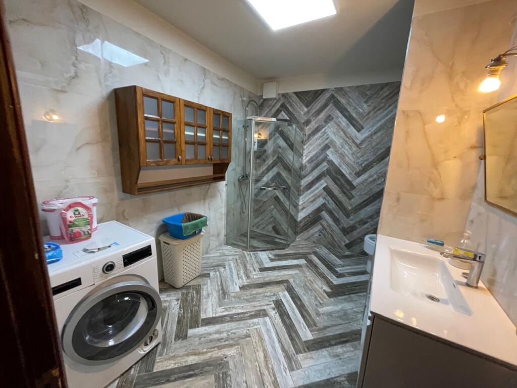 Affittasi appartamento 1+1 in Via Kosovareve.