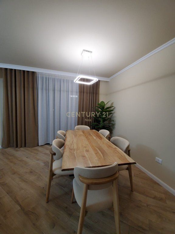 Apartament 2+1+2+ post parkimi per Qira! Nea146211