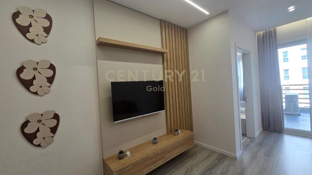 JEPET ME QIRA APARTAMENT 1+1 TEK REZIDENCA E-88, LAPRAKË !