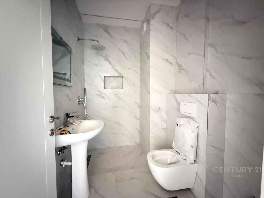 NUOVO BOULEVARD AFFITTASI APPARTAMENTO 2+1!! bosko146332