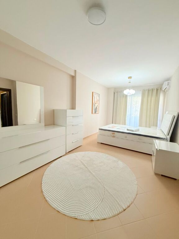 APARTAMENT 2+1 PER QERA TEK 21 DHJETORI