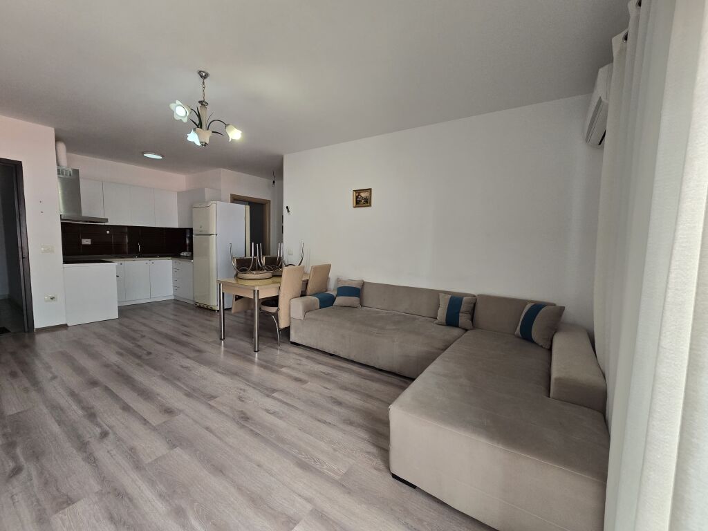 Apartment for sale, dry lake