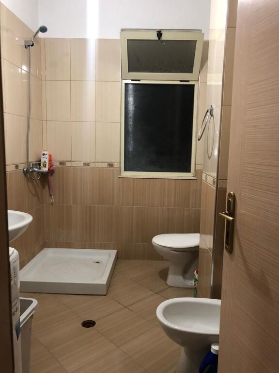 APARTAMENT PER QIRA 2+1  NE ASTIR