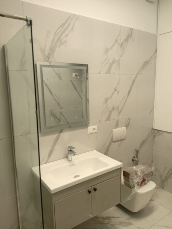Qera | Ambjent Biznesi | Rruga e Elbasanit | 700 €/muaj