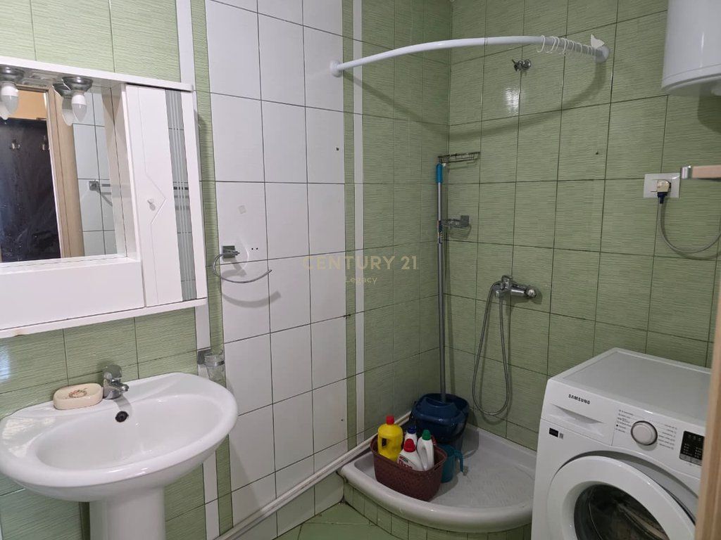 Jepet apartament 1+1 me qera FRESKU