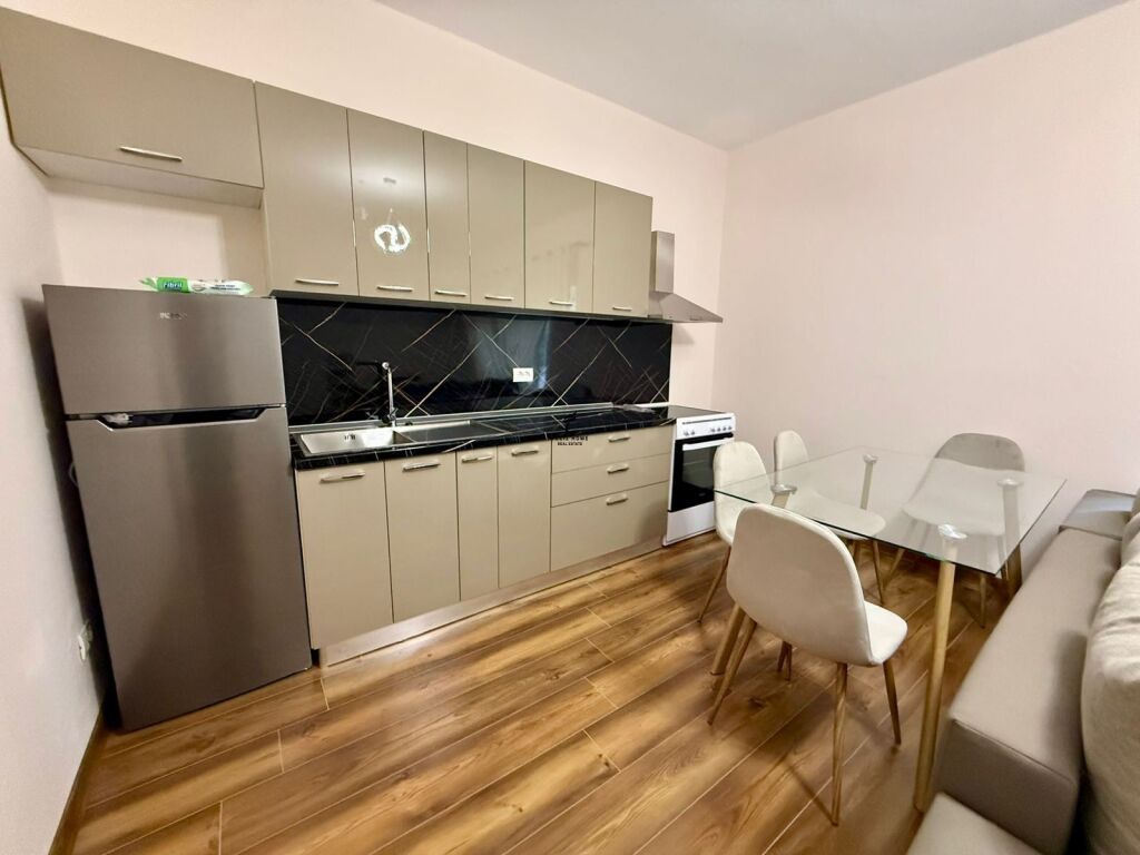 APPARTAMENTO IN AFFITTO 1+1 VIA KAVAJA 65.000 LEKE FH-86638