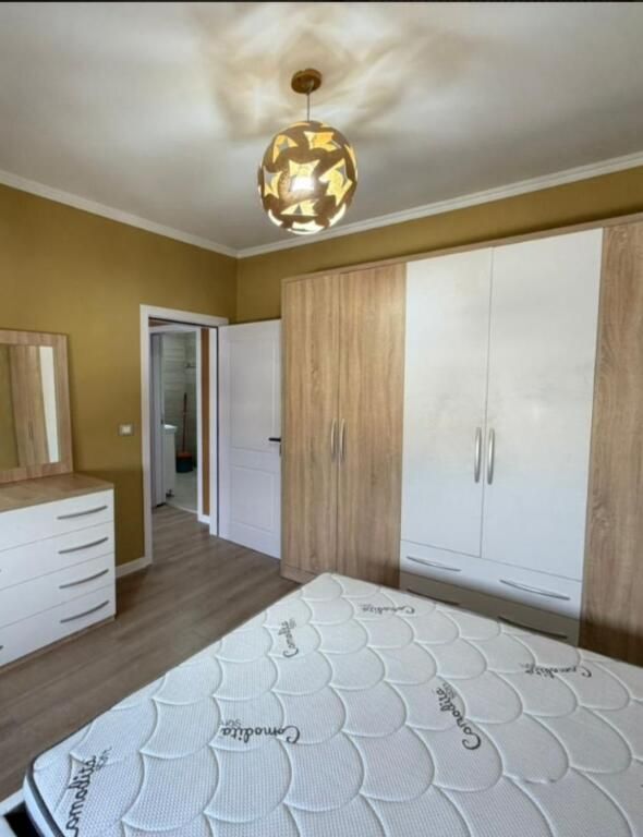 Girl wanted for rent sharing – Paris Municipality | 17,500 lek/month