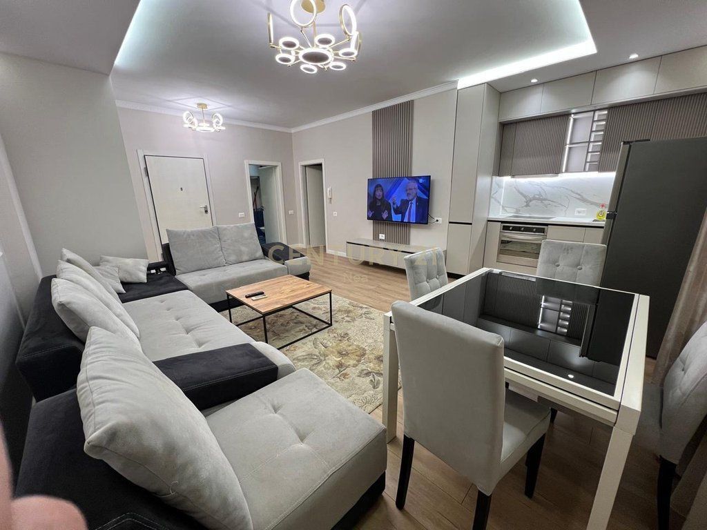 Apartament 2+1 me qira tek Rruga Rrapo Hekali!