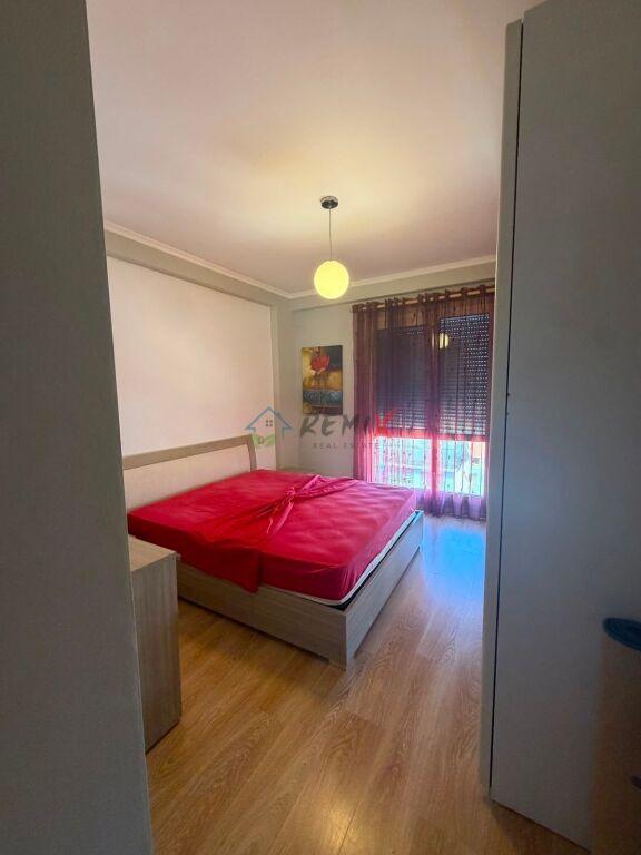 🏡 Jepet me qera apartament modern 2+1 në një rezidencë të qetë dhe të gjelbëruar!