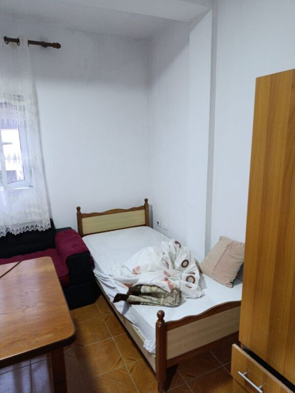 🏡 Jepet Garsoniere me Qera – Qytet Studenti