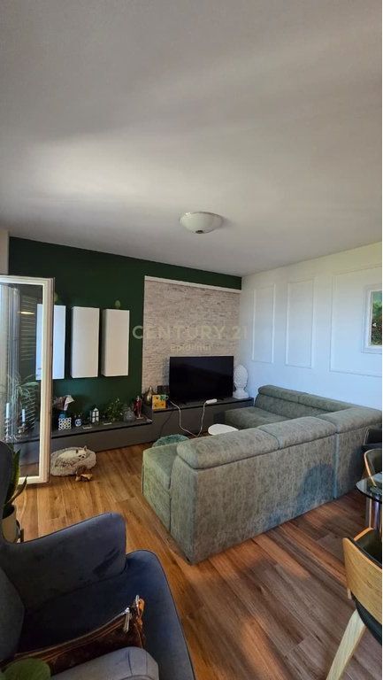 Shitet Apartament 2+1+2 – Vila e Zogut