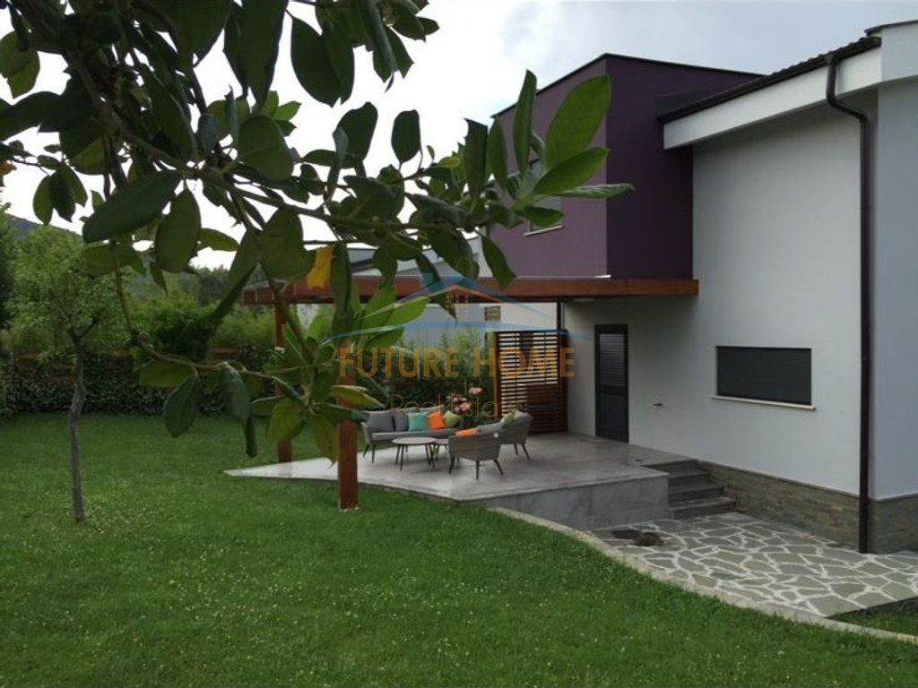 Affitto, Villa su 3 piani, Long Hill Residence, Mullet