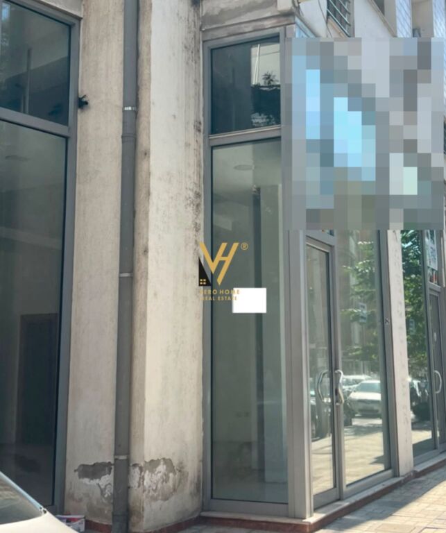 JEPET DYQAN 70 M2 ME QERA TE MINE PEZA 1.200 EURO