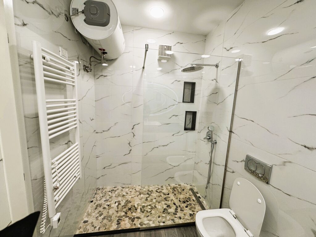 🏡 Appartamento 3+1+2 in Affitto – Vicino al Complesso Delijorgji**