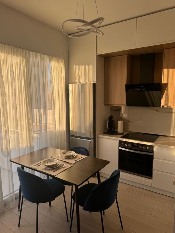 Apartament 1+1 me qira tek Residenca Riverside, Unaza e re!