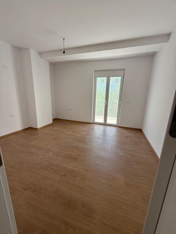 Jepet me qera ambjent tek Air Albania