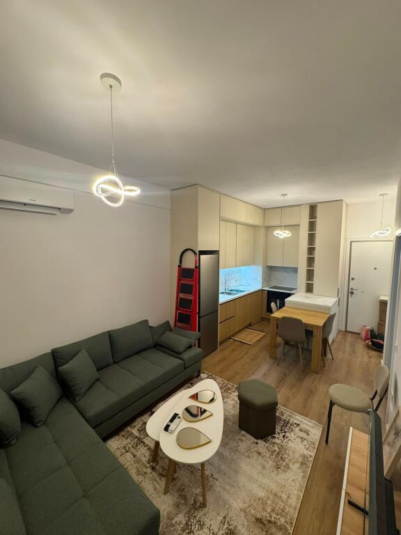 Qira Apartament 1+1 në Kompleksin Kadiu