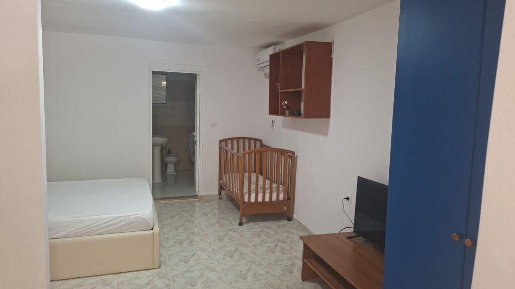 Apartament 1+1 me Qira Afatgjatë – Lungomare, Pas Lokal Taushan