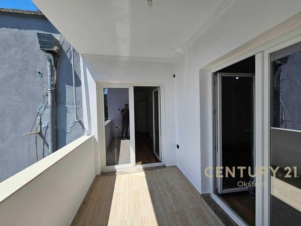 APARTMENT 1+1 FOR SALE AT KOMUNA E PARISIT