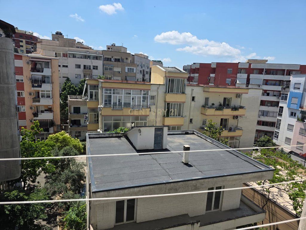 Jepet apartament 1+1 me qera FRESKU