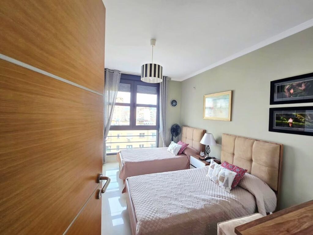 Apartament 3+1+2 per shitje , Rr Kosovareve
