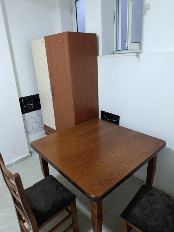🏡 Jepet Garsoniere me Qera – Qytet Studenti