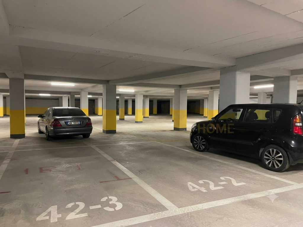 Qera,Apartament 1+1+Post Parkimi, Rruga Karl Gega, Stacioni i Trenit,Tiranë
