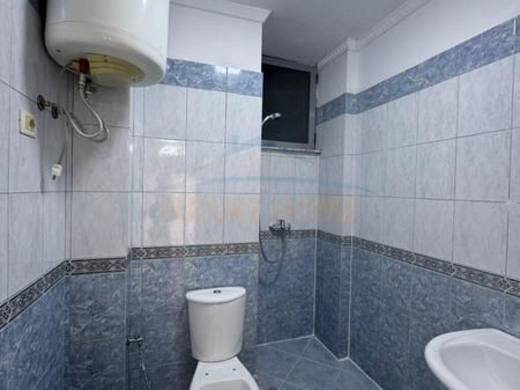 Shitet, Apartament 2+1+2, Fresk