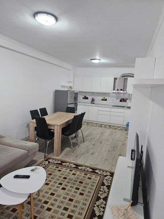 Jepet Apartament 2+1 me qera Tek Kompleks Kontakt, 21 Dhjetori   ID 5272