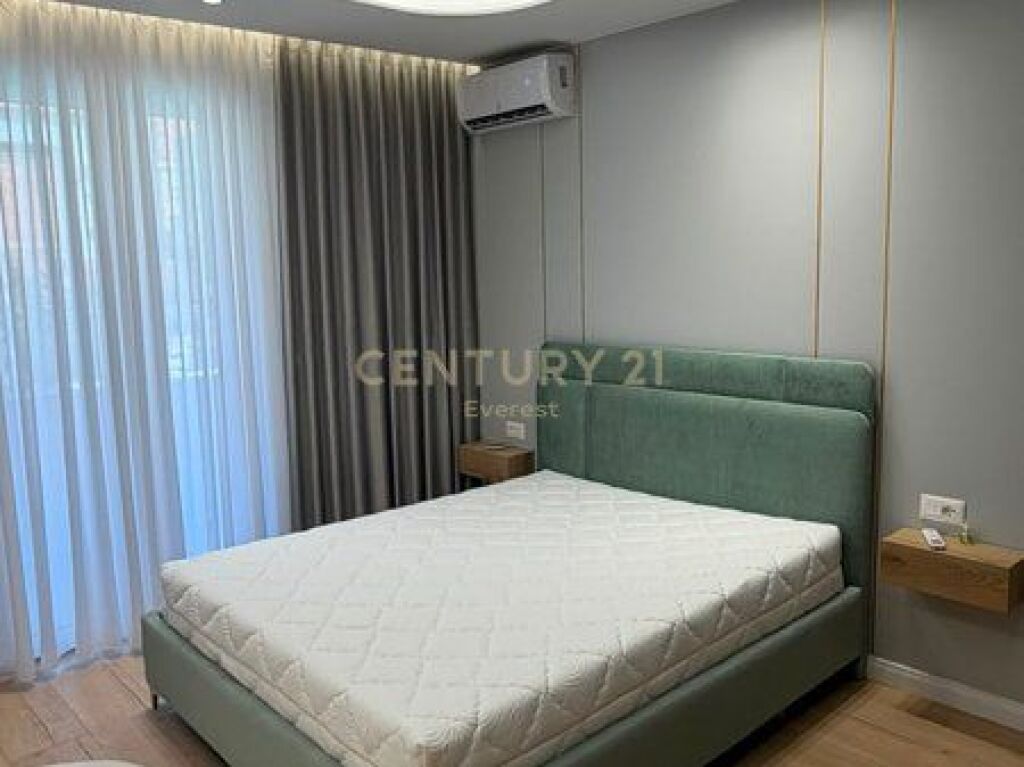 SHITET APARTAMENT 1+1, PRANË LIQENIT TË TIRANËS