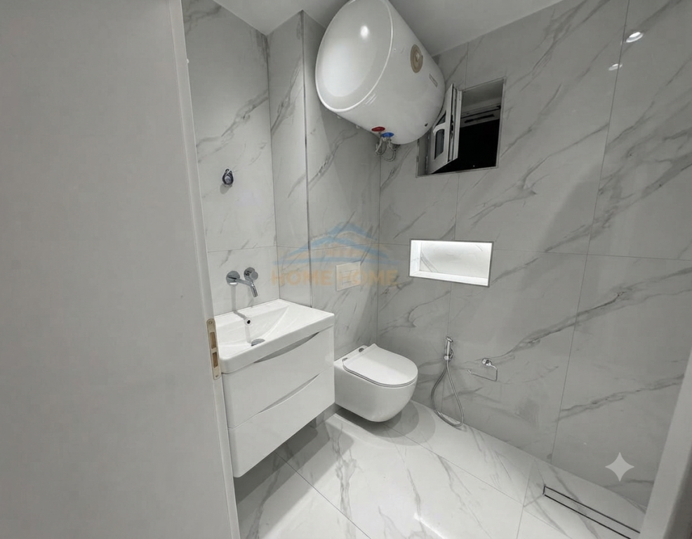 Shitet, Apartamenti 1+1 Rruga Flamurit, Sarande