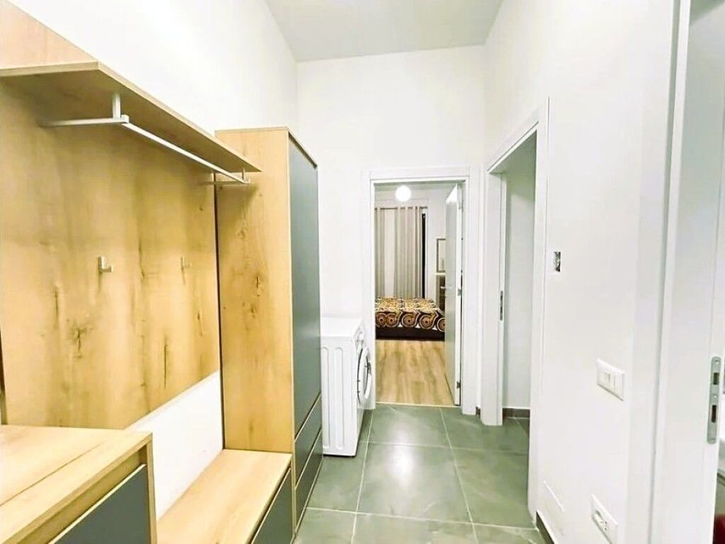 📌AFFITTASI APPARTAMENTO 1+1 – SQUARE 21, VIA KAVAJËS