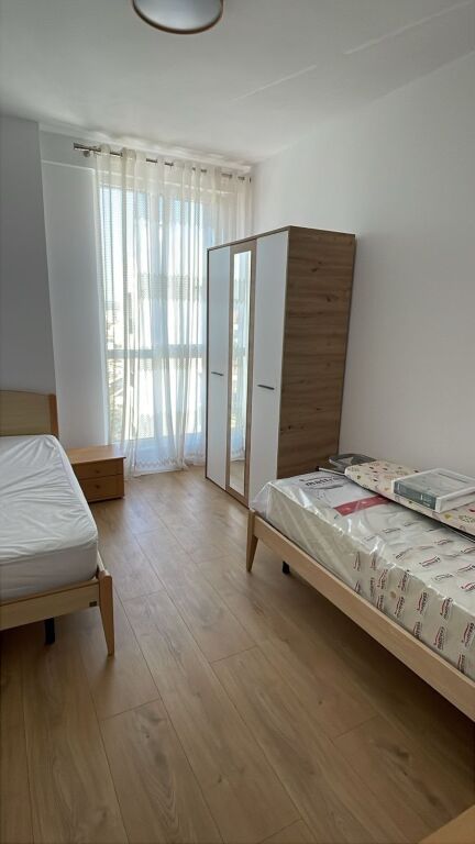 Jepet me qira një apartament 2+1– Rruga Besa, pranë Bulevardit të Ri.