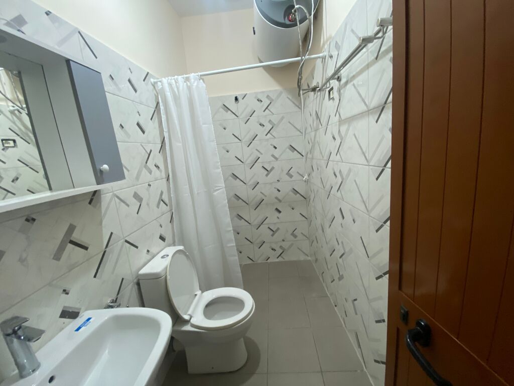Apartament 1+1 per qera ne Kombinat !