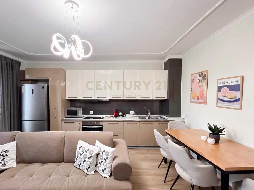 APARTAMENT 3+1+2 ME QIRA PRANË LULISHTES "1 MAJ" | I SAPO INVESTUAR!