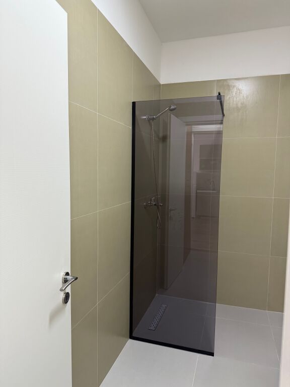 APARTAMENT ME QERA