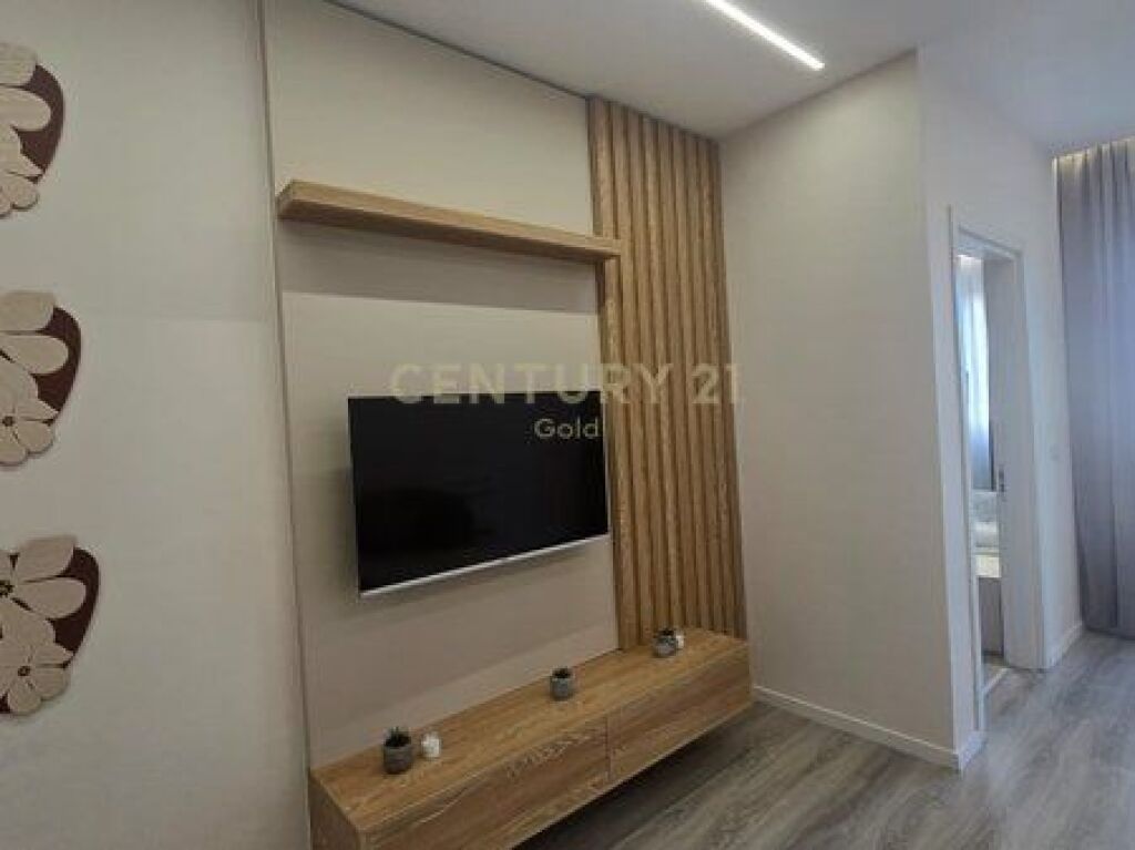 🏡 JEPET ME QIRA APARTAMENT 1+1 TEK REZIDENCA E-88, LAPRAKË !