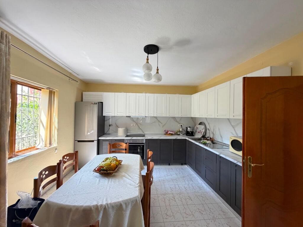 Jepet me qira apartament 1+1 ne Laprake