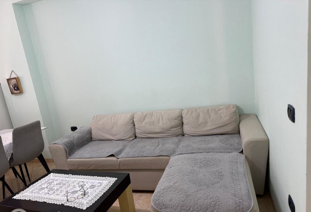 Affitto | Apartament 2 + 1 | Brryli | 500 €/mese