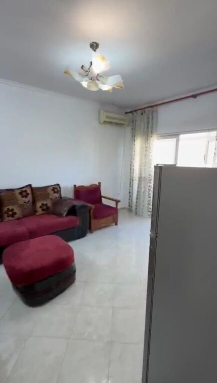 JEPET ME QERA APARTAMENT 1+1 NE KOMUNE PARISIT