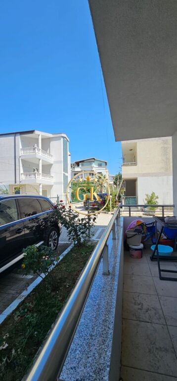 SHITET APARTAMENT 1+1 VETEM 50 METRA NGA DETI – GOLEM