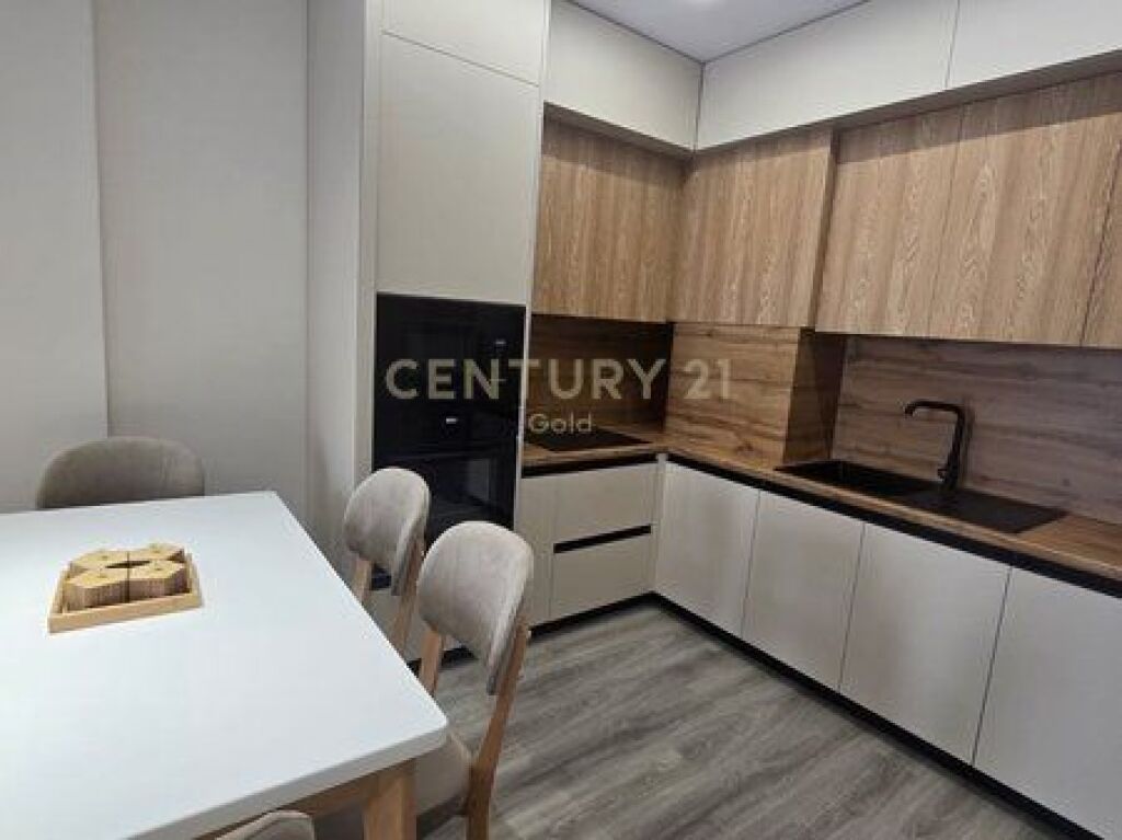 🏡 JEPET ME QIRA APARTAMENT 1+1 TEK REZIDENCA E-88, LAPRAKË !