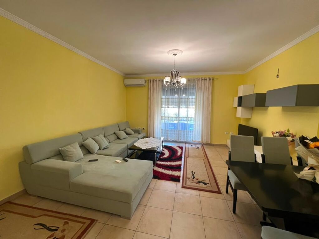 🏡 Jepet me qira apartament 2+1  📍 Pranë Casa Italia, tek Spitali Hygeia💶 Çmimi: 500 €/muaj