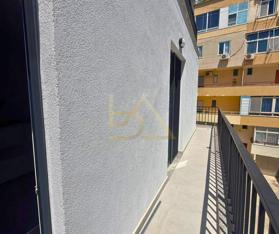 Apartament 1+1 për Shitje – Plazhi i Golemit, Kavajë
