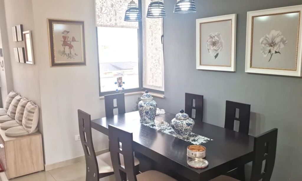 Apartament 3+1+2 per shitje, Rruga e Kosovareve!
