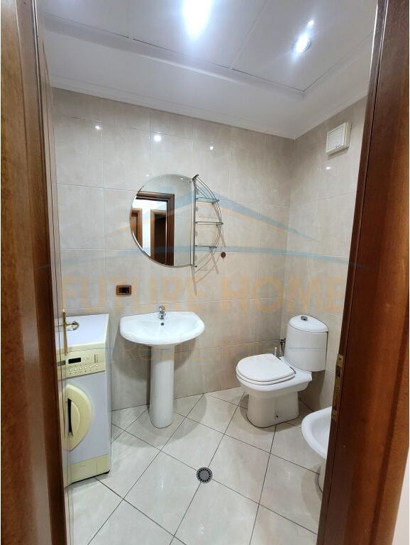Qera, Apartament 2+1+2, 21 Dhjetori, Tiranë