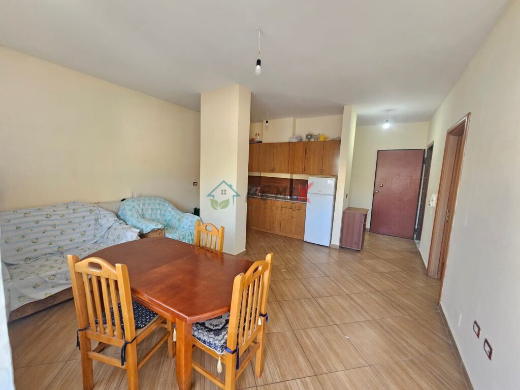 AFFITTASI APPARTAMENTO 1+1 A VOLLGA, DURRES